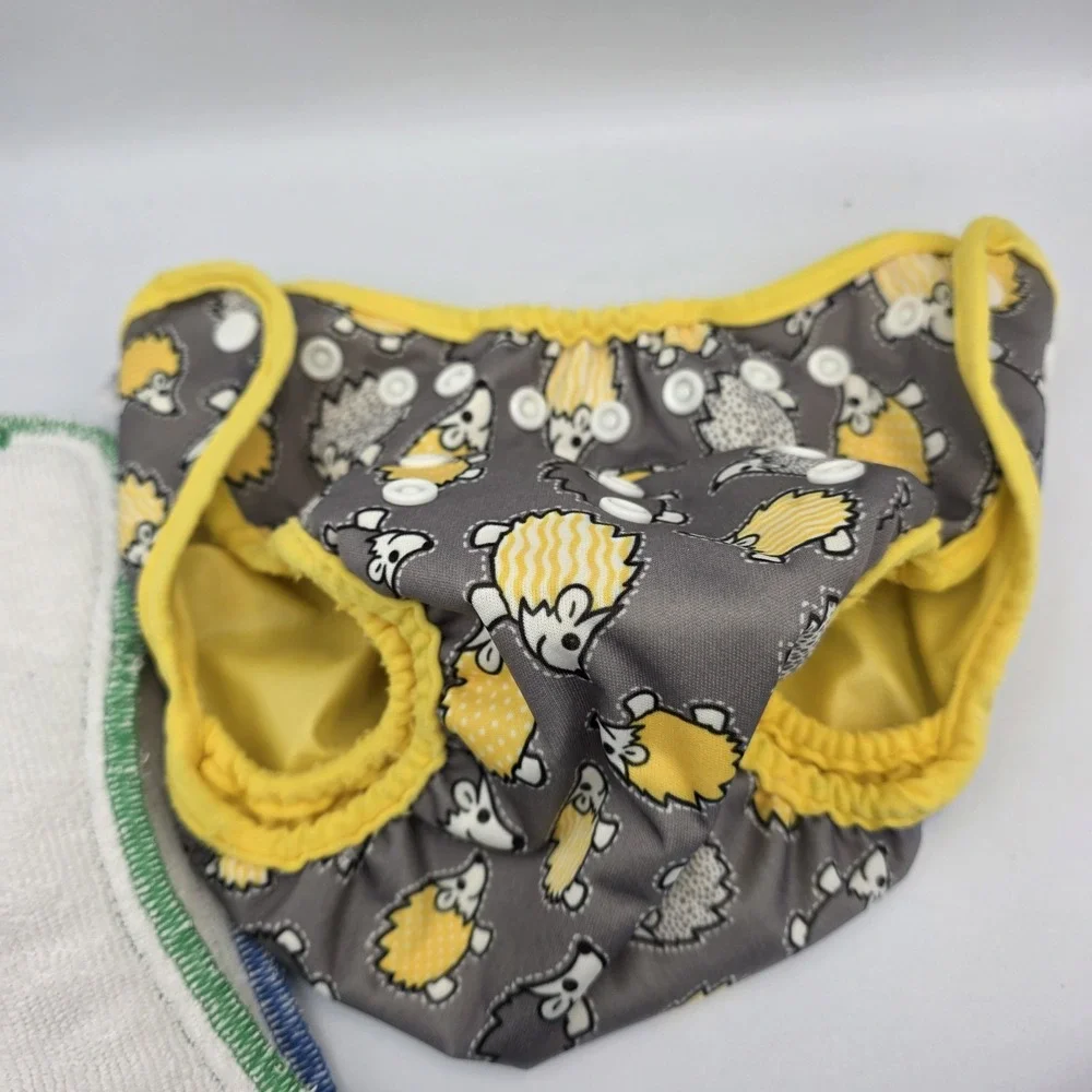 2 Best Bottom One Size Yellow Blue Themed Diapers & 2 White Green Blue Inserts